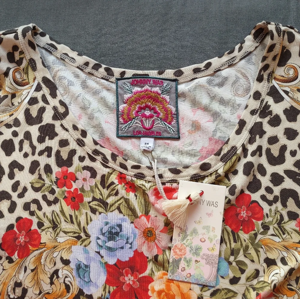 Johnny Was Women's Cheetah Puff Sleeve Top